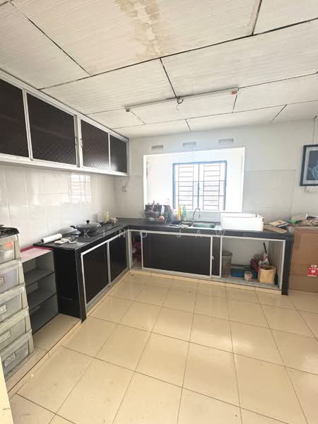 1-storey Terraced House for Sale in Taman Century (Johor Bahru) - Kino Jaw - Kitchen - PropertyGuru.com.my