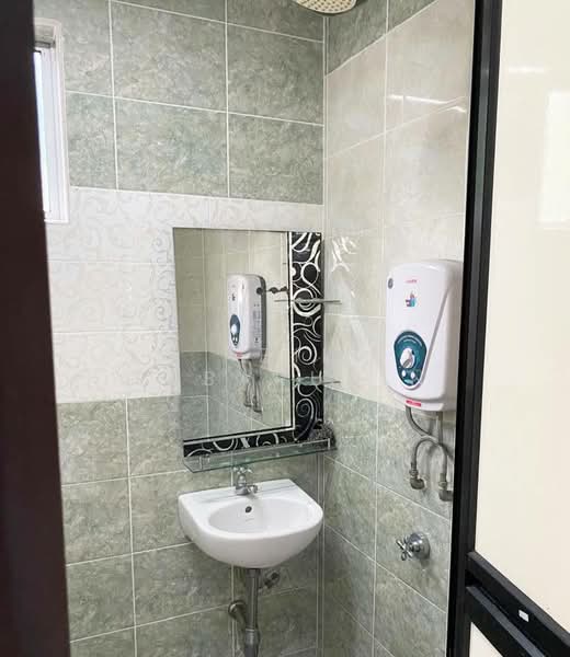 1-storey Terraced House for Sale in Setapak (Kuala Lumpur) - Abid Sabarudin - Bathroom - PropertyGuru.com.my