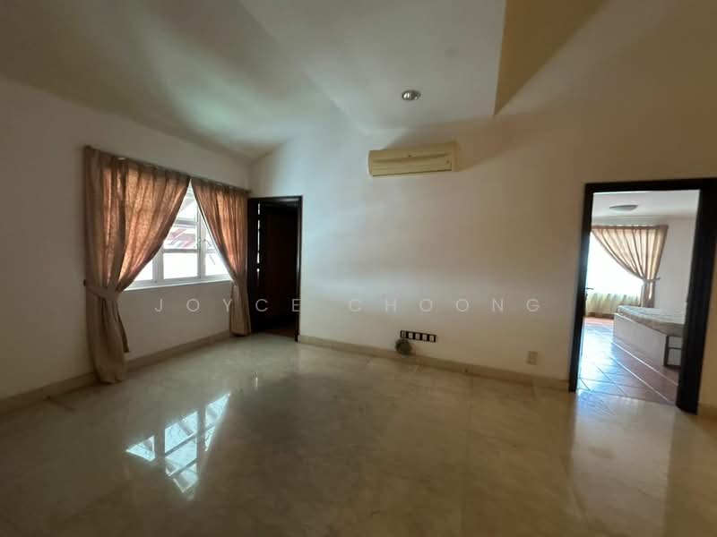 Bungalow for Sale in Taman Bukit Tiara (Cheras) - Joyce Choong - Living Room - PropertyGuru.com.my