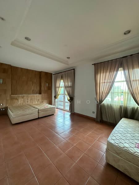 Bungalow for Sale in Taman Bukit Tiara (Cheras) - Joyce Choong - Bedroom - PropertyGuru.com.my