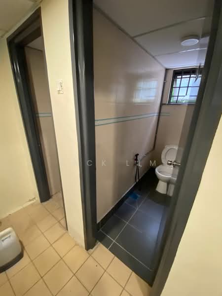 Kedai / Pejabat untuk Dijual di Seksyen 22 (Shah Alam) - Jack Lim - Bathroom - PropertyGuru.com.my