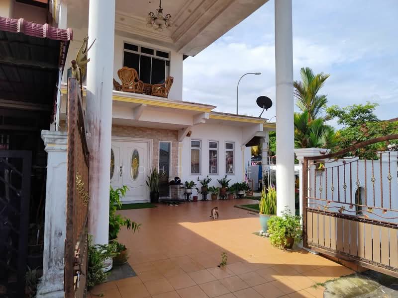 Rumah Teres 2 Tingkat untuk Dijual di Taman Nusa Damai (Pasir Gudang) - Mohd Faez - Exterior - PropertyGuru.com.my