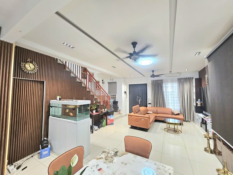 2-storey Terraced House for Sale in Bandar Rimbayu (Telok Panglima Garang) - Leon Goh - Living Room - PropertyGuru.com.my
