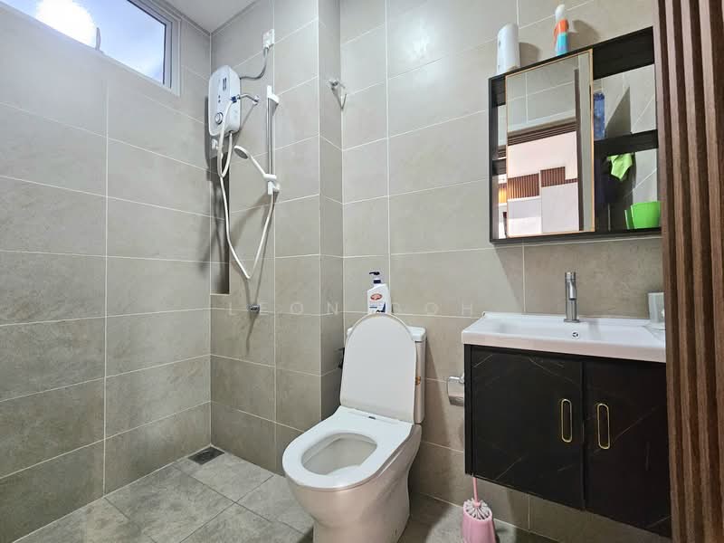 2-storey Terraced House for Sale in Bandar Rimbayu (Telok Panglima Garang) - Leon Goh - Bathroom - PropertyGuru.com.my
