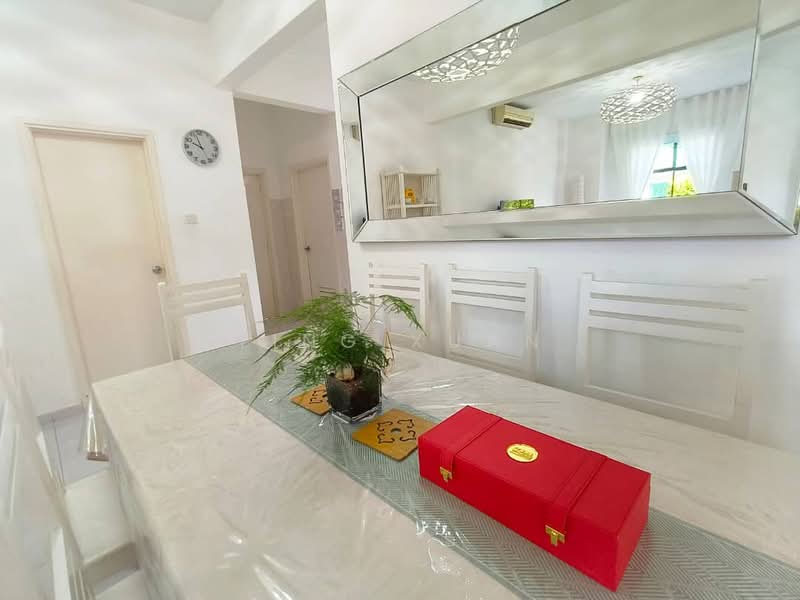 Bungalow for Sale in Leisure Farm (Gelang Patah) - Ying Xuan - Dining Room - PropertyGuru.com.my