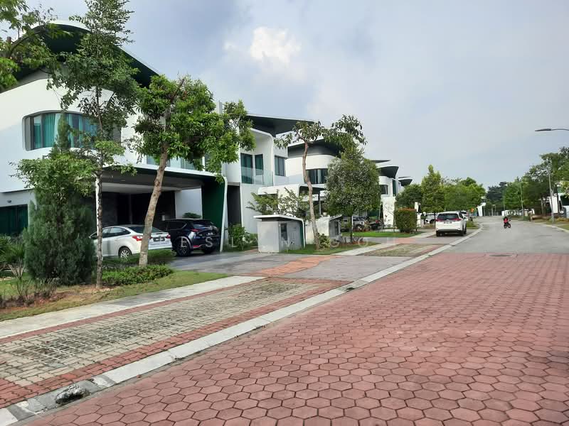 Semi-Detached House for Sale in Setia Eco Glades (Cyberjaya) - Jeslyn Goh - Exterior - PropertyGuru.com.my