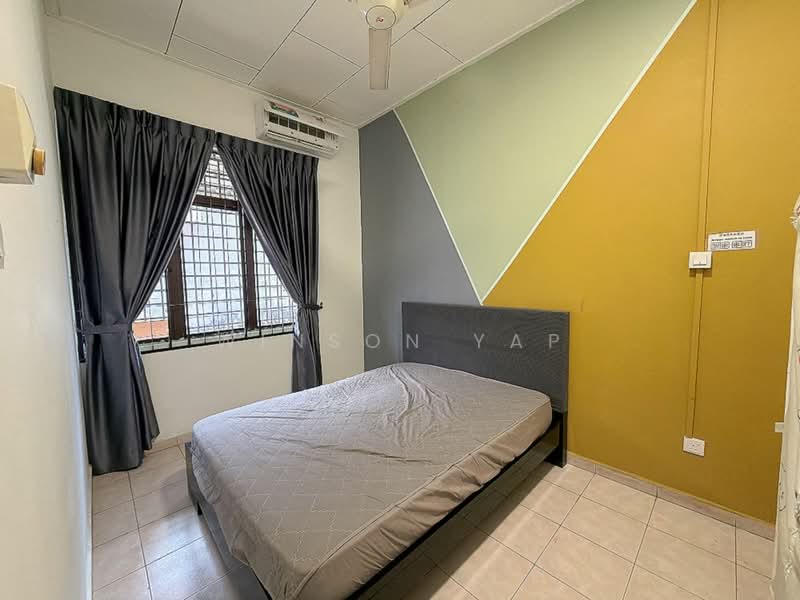 Rumah Teres 1 Tingkat untuk Disewa di Taman Daya (Johor Bahru) - Winson Yap - Bedroom - PropertyGuru.com.my