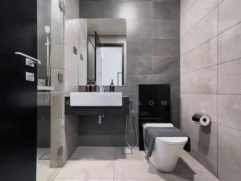 Servis Apartment untuk Dijual di Continew - Kelvin Low - Bathroom - PropertyGuru.com.my
