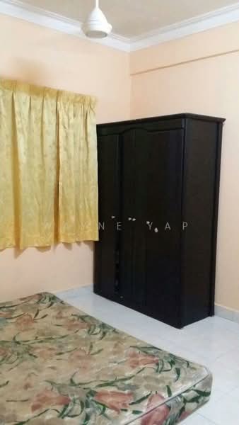Pangsapuri untuk Dijual di Sri Gotong Apartment - Wayne Yap - Bedroom - PropertyGuru.com.my