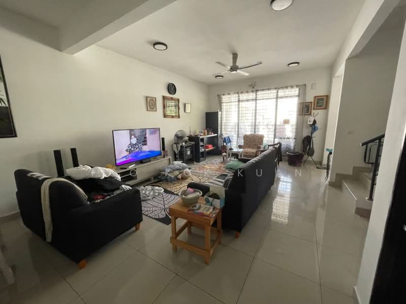 2-storey Terraced House for Sale in Rawang (Selangor) - Kelton Foo - Living Room - PropertyGuru.com.my