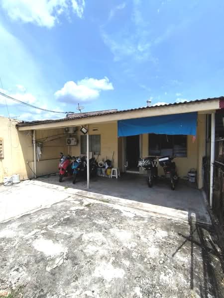 1-storey Terraced House for Sale in Taman Century (Johor Bahru) - Kino Jaw - Exterior - PropertyGuru.com.my