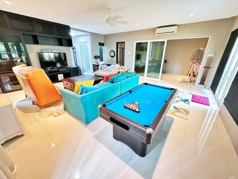 Bungalow for Sale in Taman Melawati (Ulu Kelang) - Zaty Jasmin - Living Room - PropertyGuru.com.my