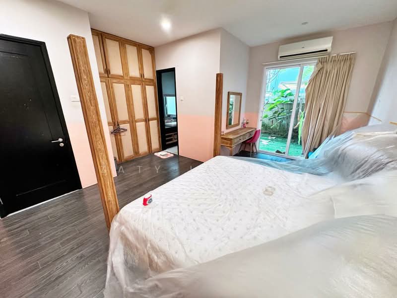 Bungalow for Sale in Taman Melawati (Ulu Kelang) - Zaty Jasmin - Bedroom - PropertyGuru.com.my