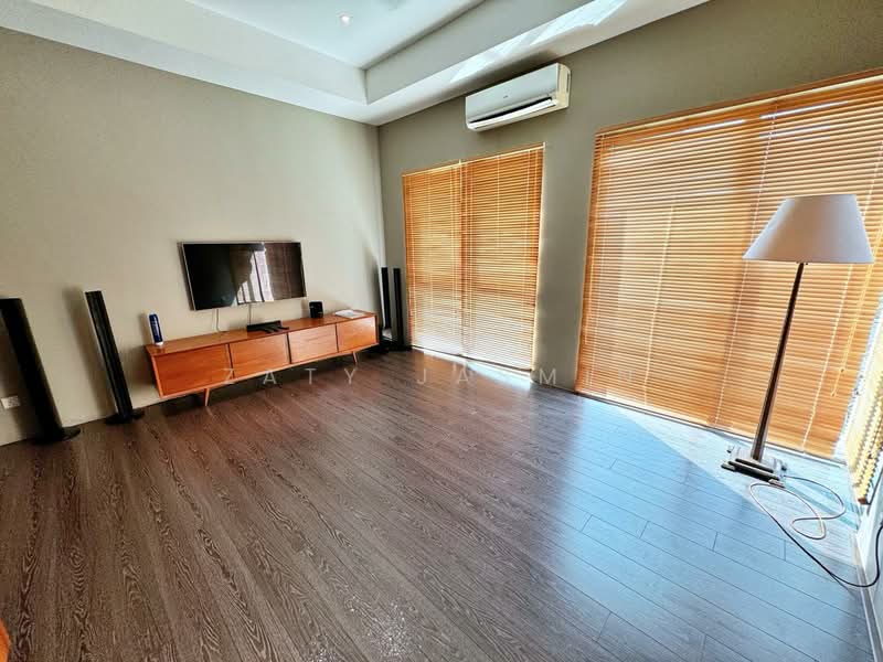 Bungalow for Sale in Taman Melawati (Ulu Kelang) - Zaty Jasmin - Living Room - PropertyGuru.com.my