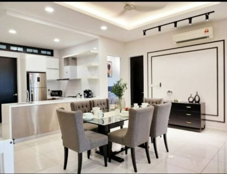 Service Residence for Rent at Setia Sky 88 - Jennifer Tee - Dining Room - PropertyGuru.com.my