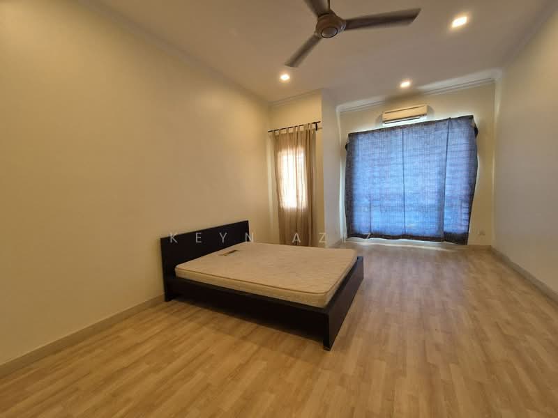 2-storey Terraced House for Sale in Setia Alam (Selangor) - Keyn Aziz - Bedroom - PropertyGuru.com.my