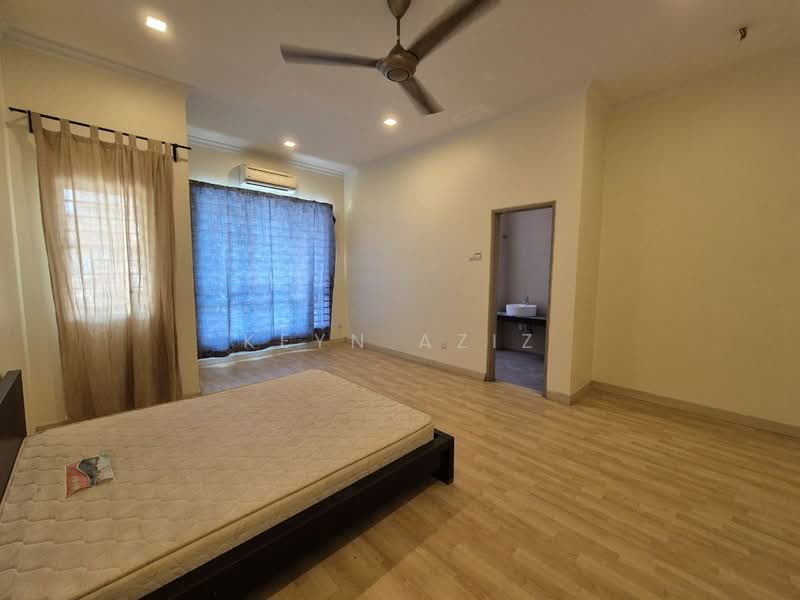 2-storey Terraced House for Sale in Setia Alam (Selangor) - Keyn Aziz - Bedroom - PropertyGuru.com.my