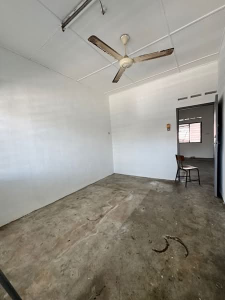 Shop / Office for Rent in Taman Sri Tebrau (Johor Bahru) - KT Tan - Interior - PropertyGuru.com.my