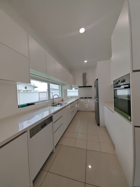 Semi-Detached House for Sale in Bandar Kinrara (Selangor) - Kendriic Chong - Kitchen - PropertyGuru.com.my