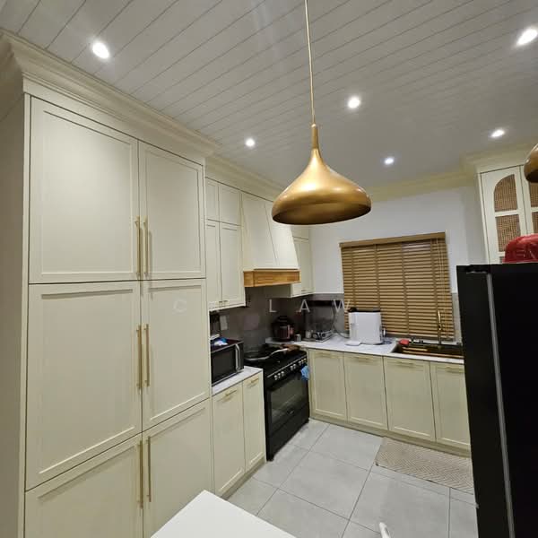 2 STOREY | SEMI D-CLUSTER 32X70 | FULLY FURNISHED | SETIA ECOHILL 2 untuk Untuk Disewa - RM 5,000 /bulan, Apr 2026 - Kitchen - PropertyGuru.com.my