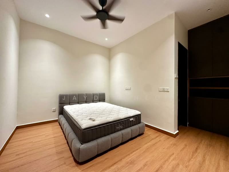 Cluster House for Sale in Taman Gaya (Ulu Tiram) - Jayden Neo - Bedroom - PropertyGuru.com.my