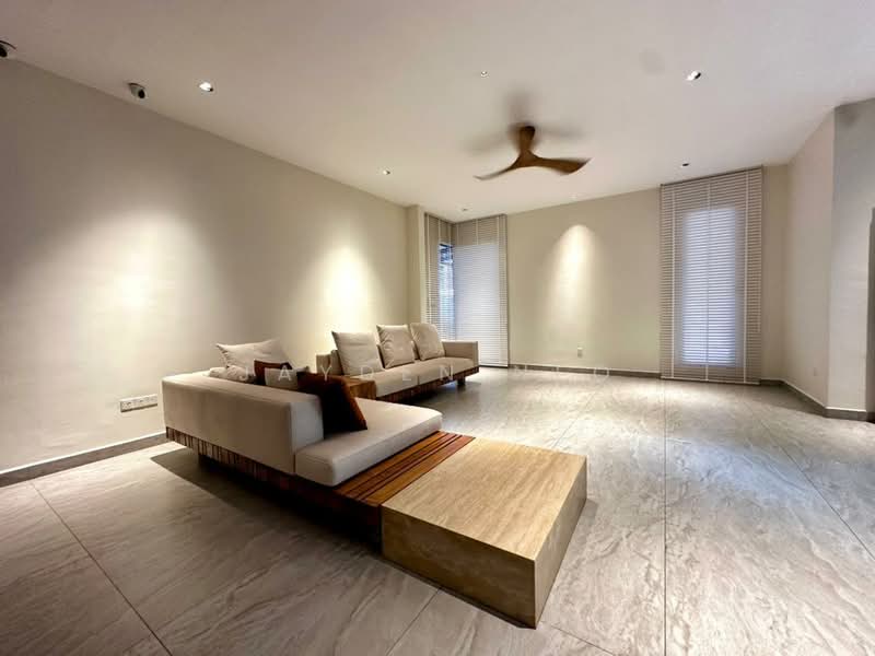 Cluster House for Sale in Taman Gaya (Ulu Tiram) - Jayden Neo - Living Room - PropertyGuru.com.my