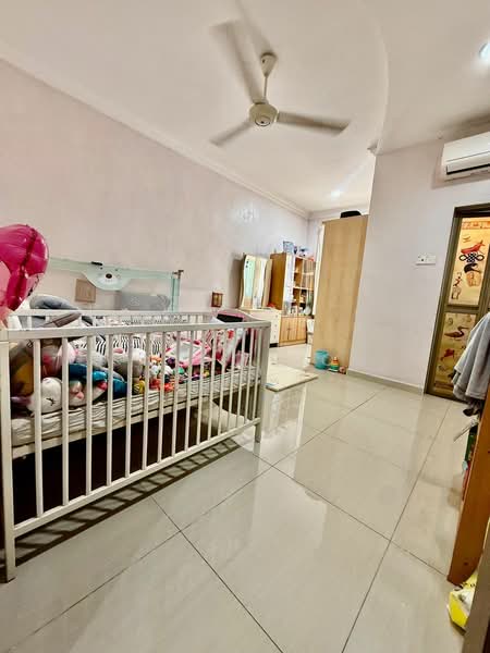 Rumah Teres 2 Tingkat untuk Dijual di Taman Desa Tebrau (Tebrau) - Nico Ho - Bedroom - PropertyGuru.com.my