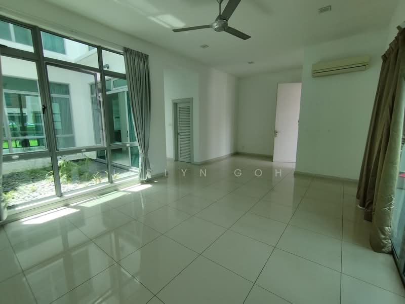 Rumah Teres 2 Tingkat untuk Dijual di Setia Eco Glades (Cyberjaya) - Jeslyn Goh - Living Room - PropertyGuru.com.my