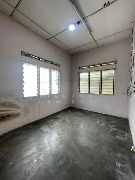 1-storey Terraced House for Sale in Petaling Jaya (Selangor) - Firdaus Hamidun - PropertyGuru.com.my