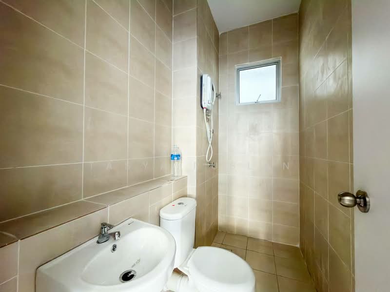 Condominium for Sale at Residensi Adelia 3 - Tasya Ruslan - Bathroom - PropertyGuru.com.my