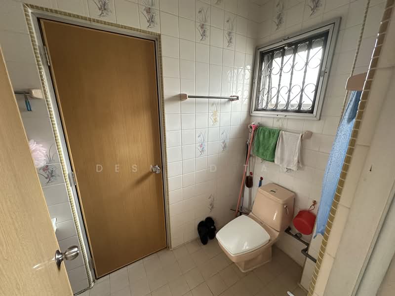 2-storey Terraced House for Sale in SS2 (Petaling Jaya) - Desmond Tan - Bathroom - PropertyGuru.com.my