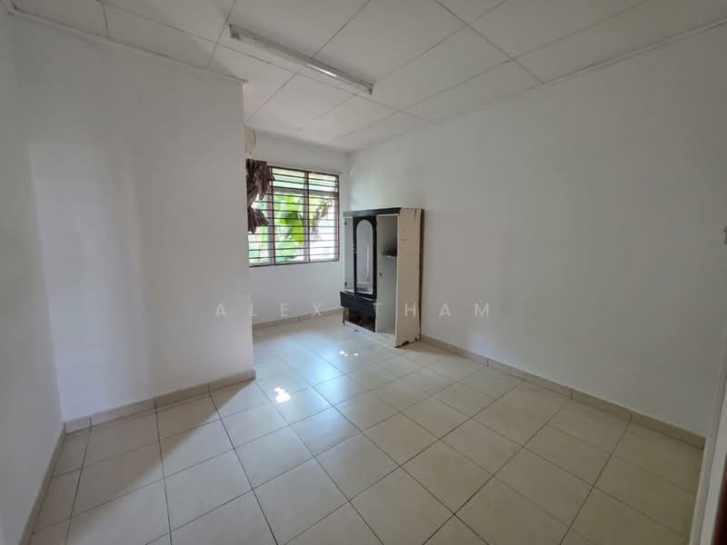 2-storey Terraced House for Sale in Bandar Tasik Kesuma (Beranang) - Alex Tham - Interior - PropertyGuru.com.my