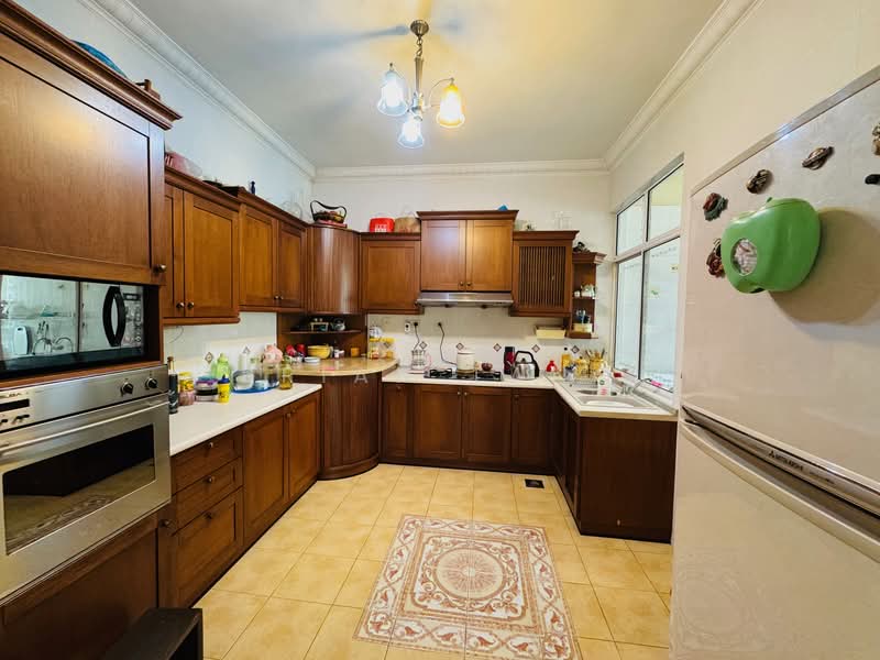 Rumah Berkembar untuk Dijual di Bandar Sri Damansara (Selangor) - Brian Tang - Kitchen - PropertyGuru.com.my