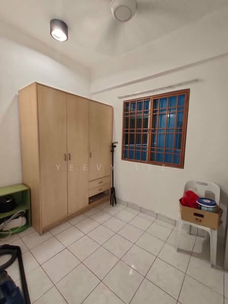 Kondominium untuk Dijual di Pelangi Damansara - Yeevy Lee - Bedroom - PropertyGuru.com.my