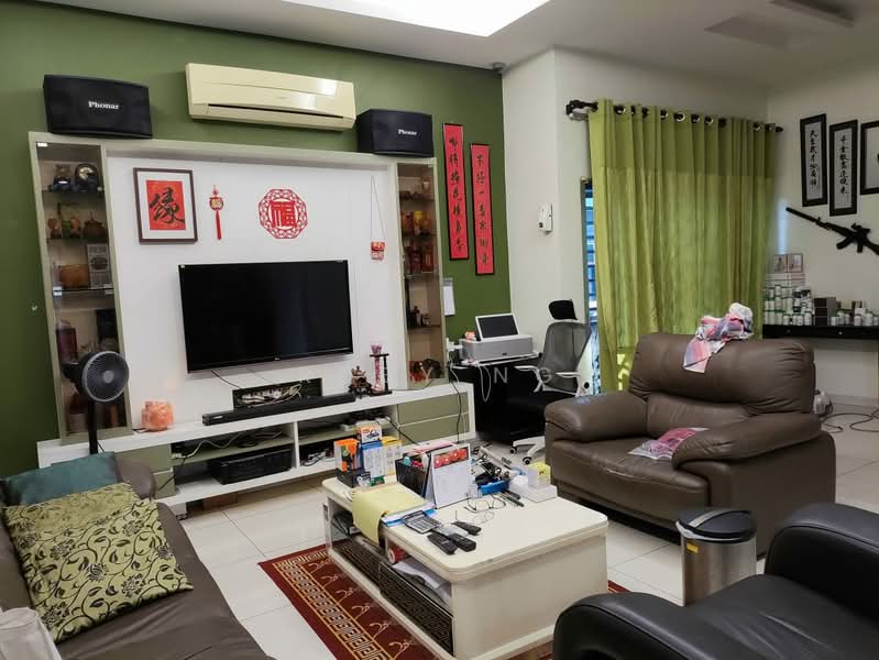 Cluster House for Sale in Klang (Selangor) - Ruby Ng - Living Room - PropertyGuru.com.my
