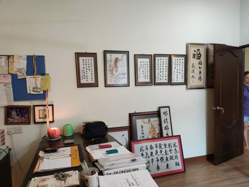 Cluster House for Sale in Klang (Selangor) - Ruby Ng - Study - PropertyGuru.com.my