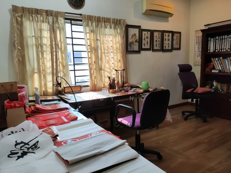 Cluster House for Sale in Klang (Selangor) - Ruby Ng - Study - PropertyGuru.com.my
