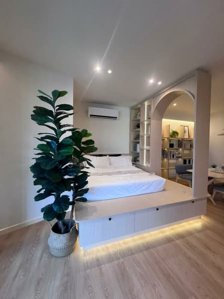 Service Residence for Sale at Cherita Residence - CY Liew - Bedroom - PropertyGuru.com.my