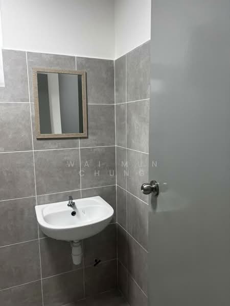 Pangsapuri untuk Disewa di Lily Apartment @ Kuchai Lama - WAI MUN CHUNG - Bathroom - PropertyGuru.com.my
