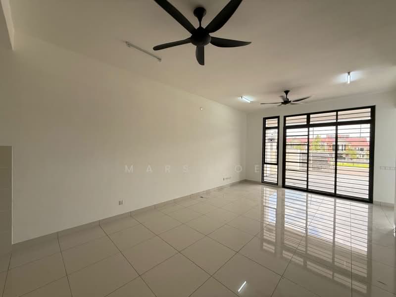 2-storey Terraced House for Rent in Johor Bahru (Johor) - Mars Hoe - Living Room - PropertyGuru.com.my