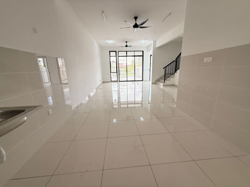 2-storey Terraced House for Rent in Johor Bahru (Johor) - Mars Hoe - Living Room - PropertyGuru.com.my