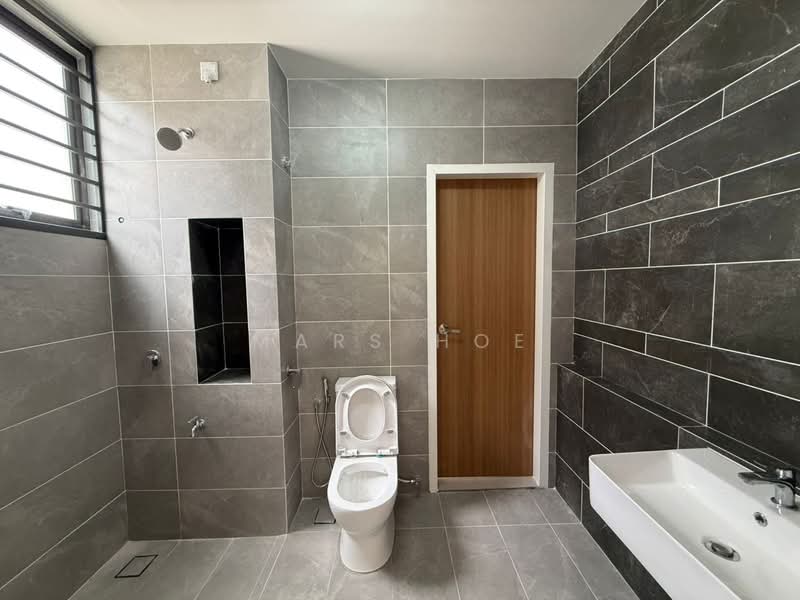 2-storey Terraced House for Rent in Johor Bahru (Johor) - Mars Hoe - Bathroom - PropertyGuru.com.my