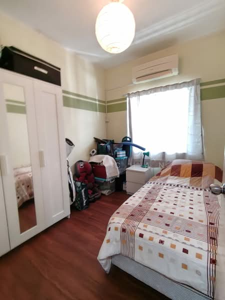Kondominium untuk Dijual di Seri Hijauan - K.B. Chan - Bedroom - PropertyGuru.com.my