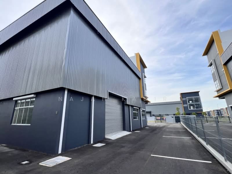 Factory for Rent in Nilai Impian (Nilai) - Najah Kadir - Exterior - PropertyGuru.com.my