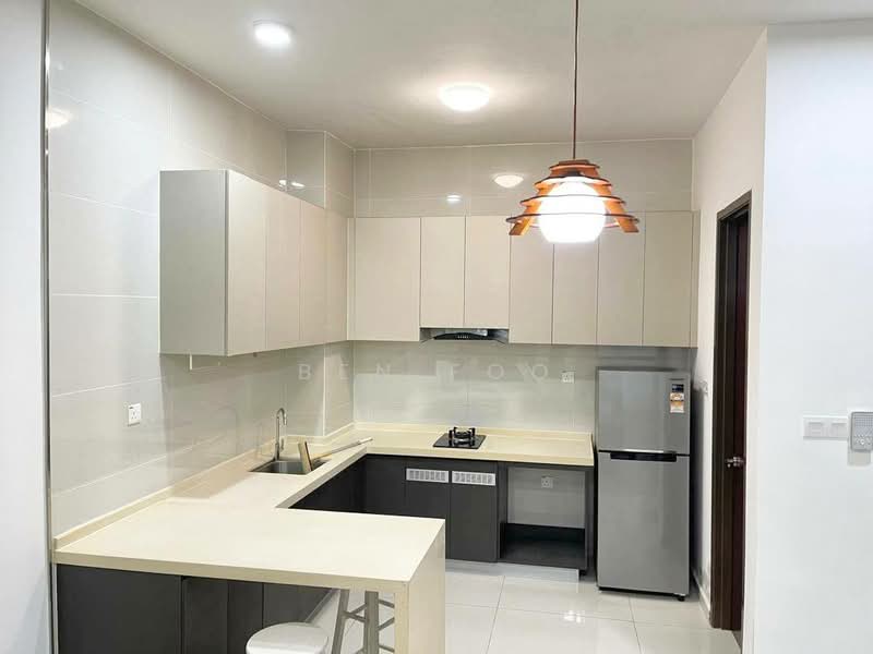 Kondominium untuk Dijual di Amberside @ Country Garden Danga Bay - Ben Foo - Kitchen - PropertyGuru.com.my