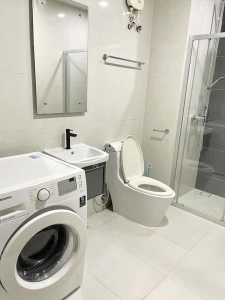 Kondominium untuk Dijual di Amberside @ Country Garden Danga Bay - Ben Foo - Bathroom - PropertyGuru.com.my