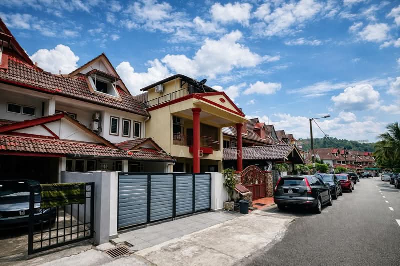 2.5-storey Terraced House for Sale in Ampang Jaya (Ampang) - Abid Sabarudin - Exterior - PropertyGuru.com.my