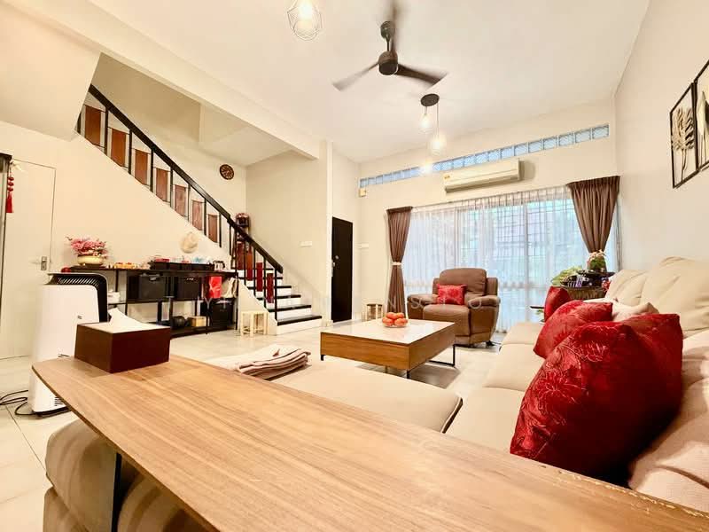 Terraced House for Sale in Taman Desa Aman (Cheras) - Tiffany Siow - Living Room - PropertyGuru.com.my