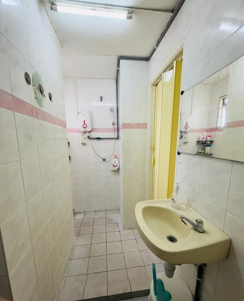 Condominium for Rent at Endah Ria - Joey Wong - Bathroom - PropertyGuru.com.my