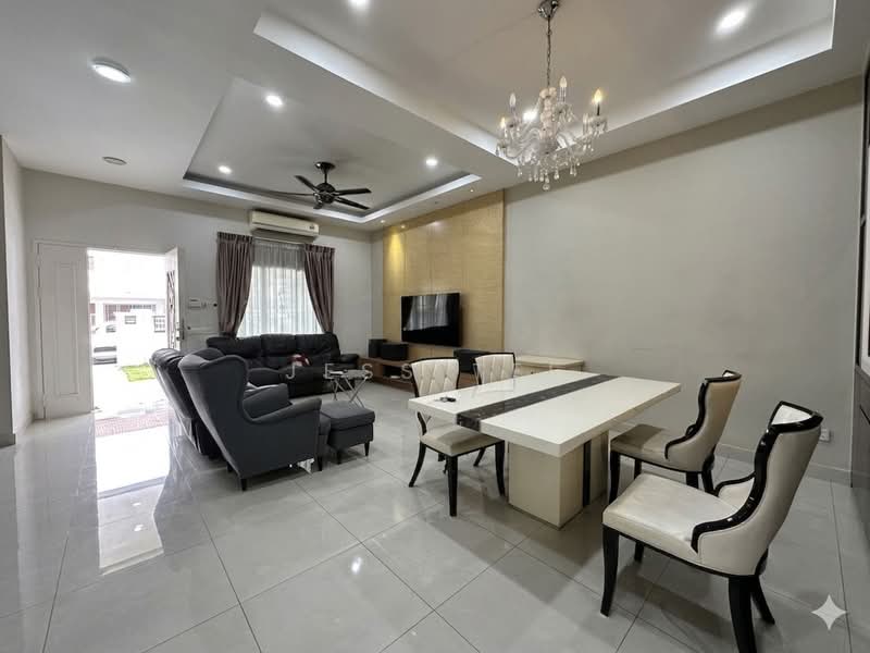 2-storey Terraced House for Rent in Setia Impian (Setia Alam) - Jess Tee - Living Room - PropertyGuru.com.my